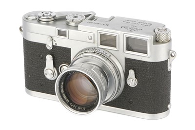 Lot 44 - A Leica M3 SS Rangefinder Camera