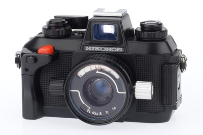 Lot 229 - A Nikon Nikonos IV-A 35mm Waterproof Camera