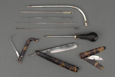 Lot 87 - A Pocket Surgical Instrument Set
