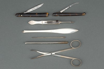 Lot 87 - A Pocket Surgical Instrument Set