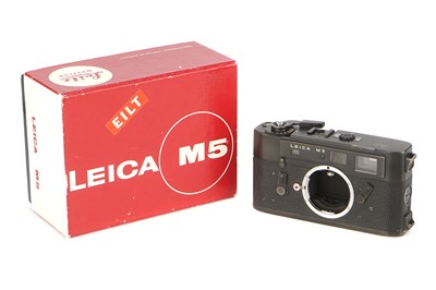 Lot 51 - A Leica M5 Rangefinder Body