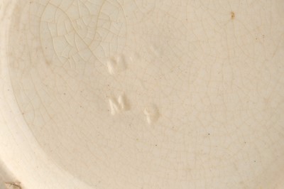 Lot 131 - A Collection of toothpaste & ointment jars