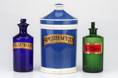 Lot 122 - Apothecary Chemist Bottles