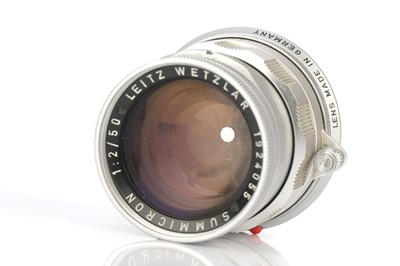Lot 66 - A Leitz Summicron f/2 50mm Lens