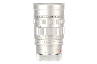 Lot 69 - A Leitz Summicron f/2 90mm Lens
