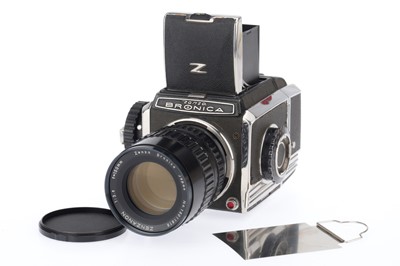 Lot 152 - A Zenza Bronica S2 Medium Film Camera