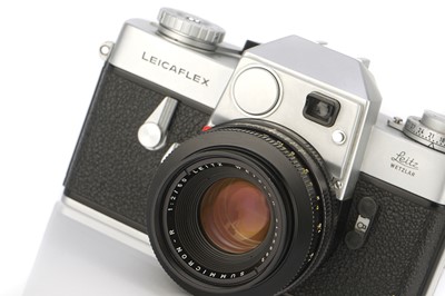 Lot 74 - A Leica Leicaflex SLR Camera