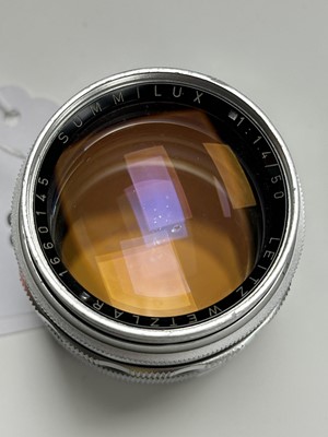 Lot 60 - A Leitz Summilux f/1.4 50mm Lens