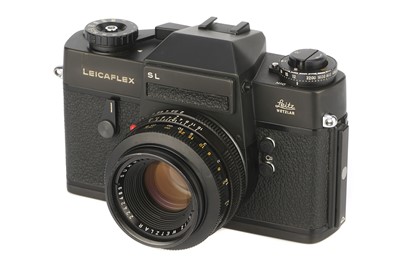 Lot 75 - A Leica Leicaflex SL SLR Camera