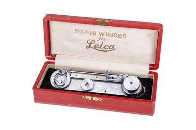 Lot 134 - A Japanese 'Leica SCHOO Rapid Winder' Copy