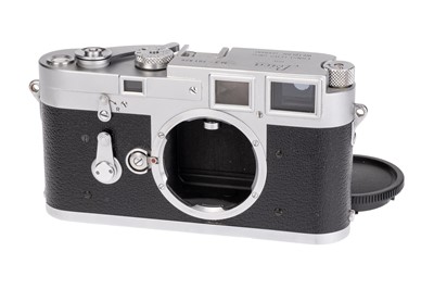 Lot 29 - A Leica M3 DS Rangefinder Camera Body