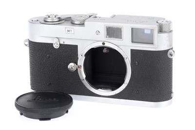 Lot 1 - A Leica M1 Camera Body