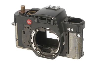Lot 77 - A Leica R4 Shop Display Cut-A-Way