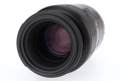 Lot 325 - A Tamron SP AF f/2.8 90mm Macro Lens