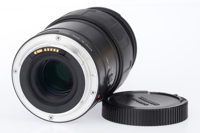 Lot 325 - A Tamron SP AF f/2.8 90mm Macro Lens