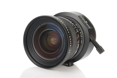 Lot 79 - A Leitz PC-Super-Angulon-R f/2.8 28mm Lens