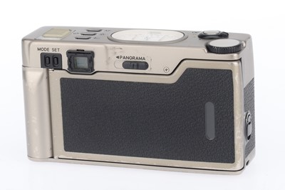 Lot 247 - A Nikon 35 Ti 35mm Compact Camera