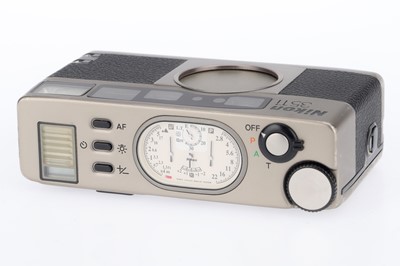 Lot 247 - A Nikon 35 Ti 35mm Compact Camera