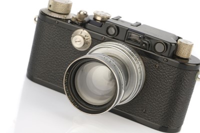 Lot 8 - A Leica IIIc Rangefinder Camera