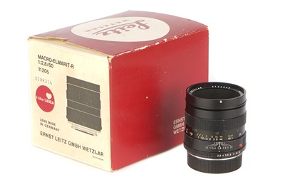 Lot 80 - A Leitz Macro-Elmarit-R f/2.8 60mm Lens