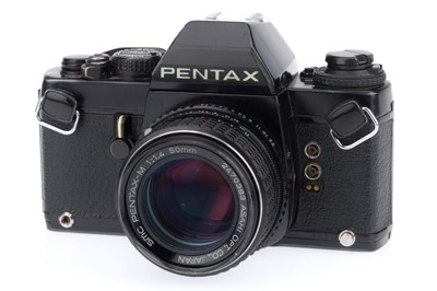 Lot 92 - A Pentax LX 35mm SLR Camera