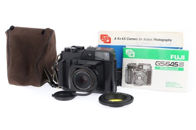 Lot 108 - A Fuji GS645S Professional Wide 60 Medium Format Film Camera