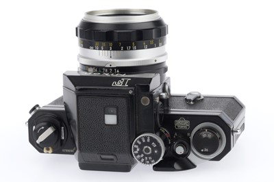Lot 29 - A Nikon F Photomic 35mm SLR Camera