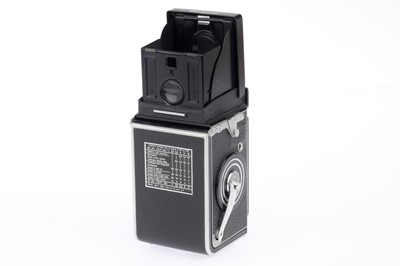 Lot 117 - A Rollei Rolleiflex MX Automat TLR Camera