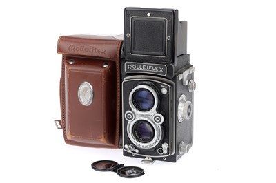 Lot 117 - A Rollei Rolleiflex MX Automat TLR Camera