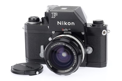 Lot 27 - A Nikon F Photomic 35mm SLR Camera