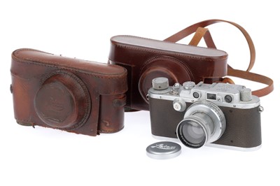 Lot 1 - A Leica IIIa Rangefinder Camera