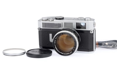 Lot 70 - A Canon model 7 35mm Rangefinder Camera