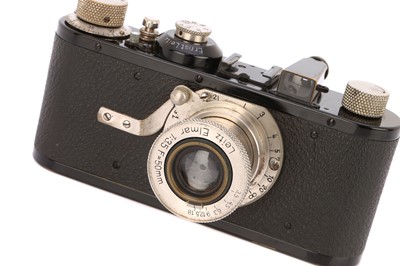 Lot 100 - A Leica Ia Camera