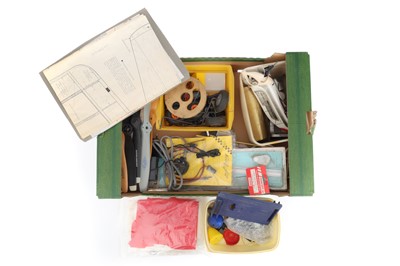 Lot 466 - A Selection of Model Aircraft Components