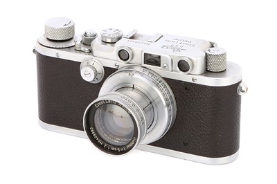 Lot 109 - A Leica IIIa Rangefinder Camera