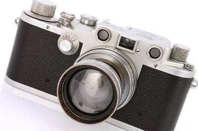 Lot 112 - A Leica IIIc 'Heer' Rangefinder Camera