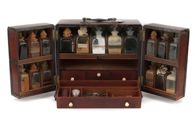 Lot 111 - Victorian Domestic Medicine / Apothecary Chest