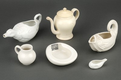 Lot 175 - Collection of Medical Ceramics