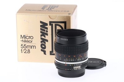 Lot 226 - A Nikon Nikkor f/2.8 55mm Ai Lens