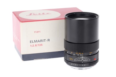 Lot 184 - A Leitz Elmarit-R f/2.8 135mm Camera Lens