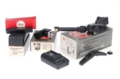 Lot 18 - A Selection of Leica Camera Accessories