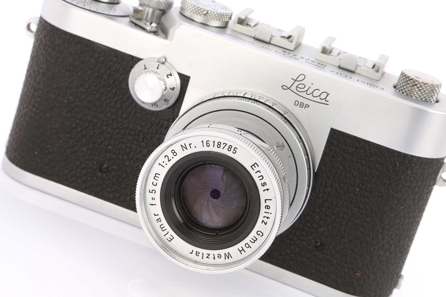 Lot 120 - A Leica Ig Camera,