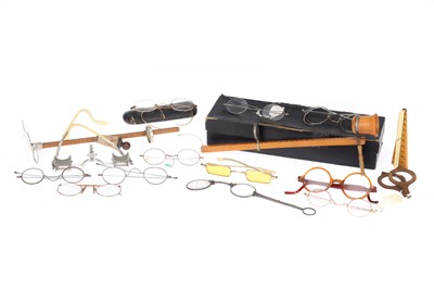 Lot 370 - Collection of Opticians Equipment & Spectacles