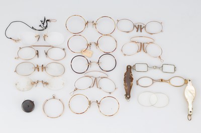 Lot 4 - A Group of Lorgnettes and Pince-Nez