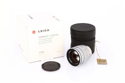 Lot 130 - A Leitz Summilux f/1.4 50mm Lens
