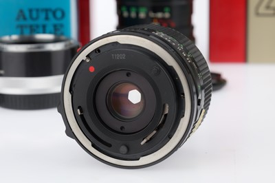 Lot 172 - A Selection of Canon 35mm Camera Lenses