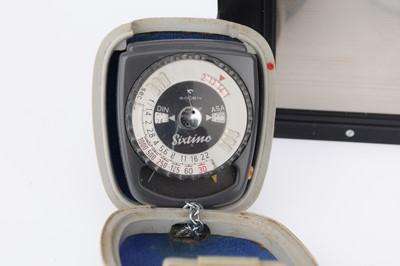 Lot 102 - A Rollei SL66 Medium Format Camera