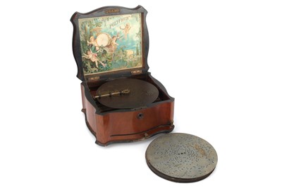 Lot 559 - A Polyphon disc musical box