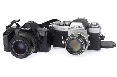 Lot 73 - A Pair of Minotla 35mm SLR Cameras