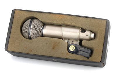 Lot 546 - An AKG D2000C Microphone